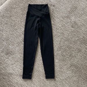 arie crossover leggings